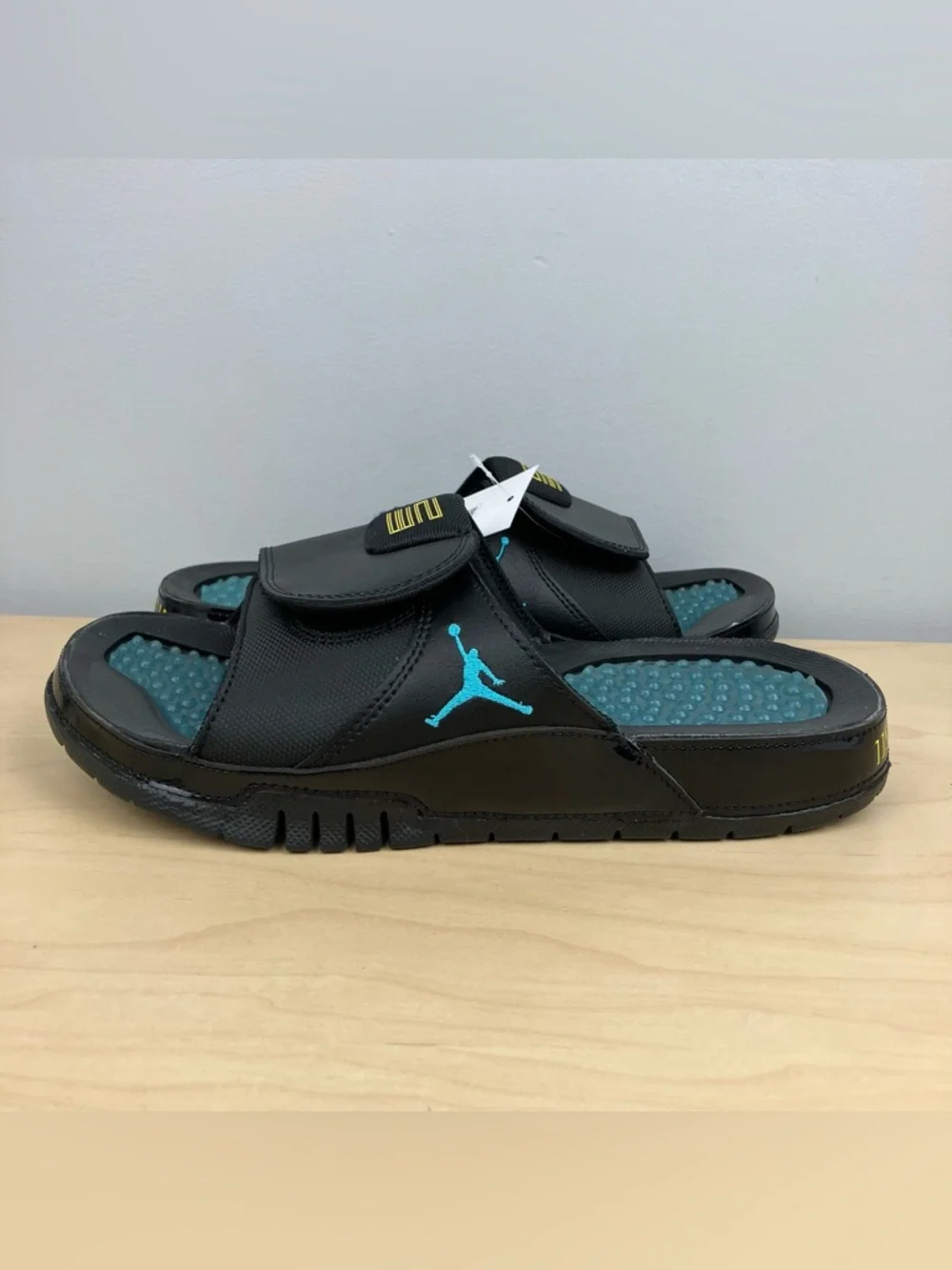 Air Jordan Men’s Size 8.0 Hydro Retro 11 XI Slide Gamma Blue Black Sandals NWT